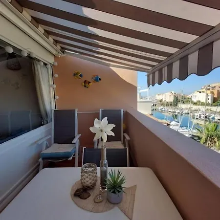 Vue Ambassade Du Soleil *